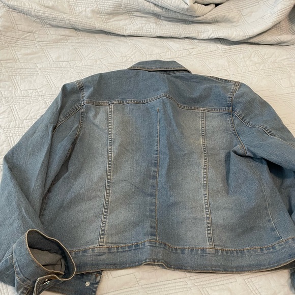 Embellished Light Wash Denim crop Jacket with Turquoise & Pearl Accents - Picture 6 of 6